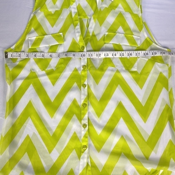 NEW York & Company Lime Green and White Chevron Pattern Sleeveless Sheer Blouse - Picture 3 of 8
